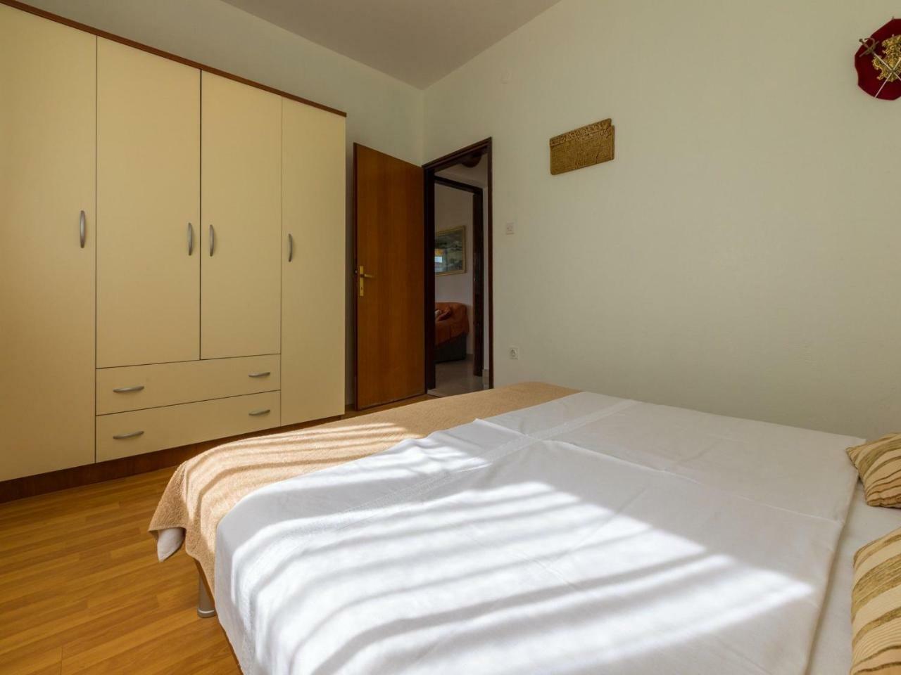 Apartment Nevelina セルツェ エクステリア 写真