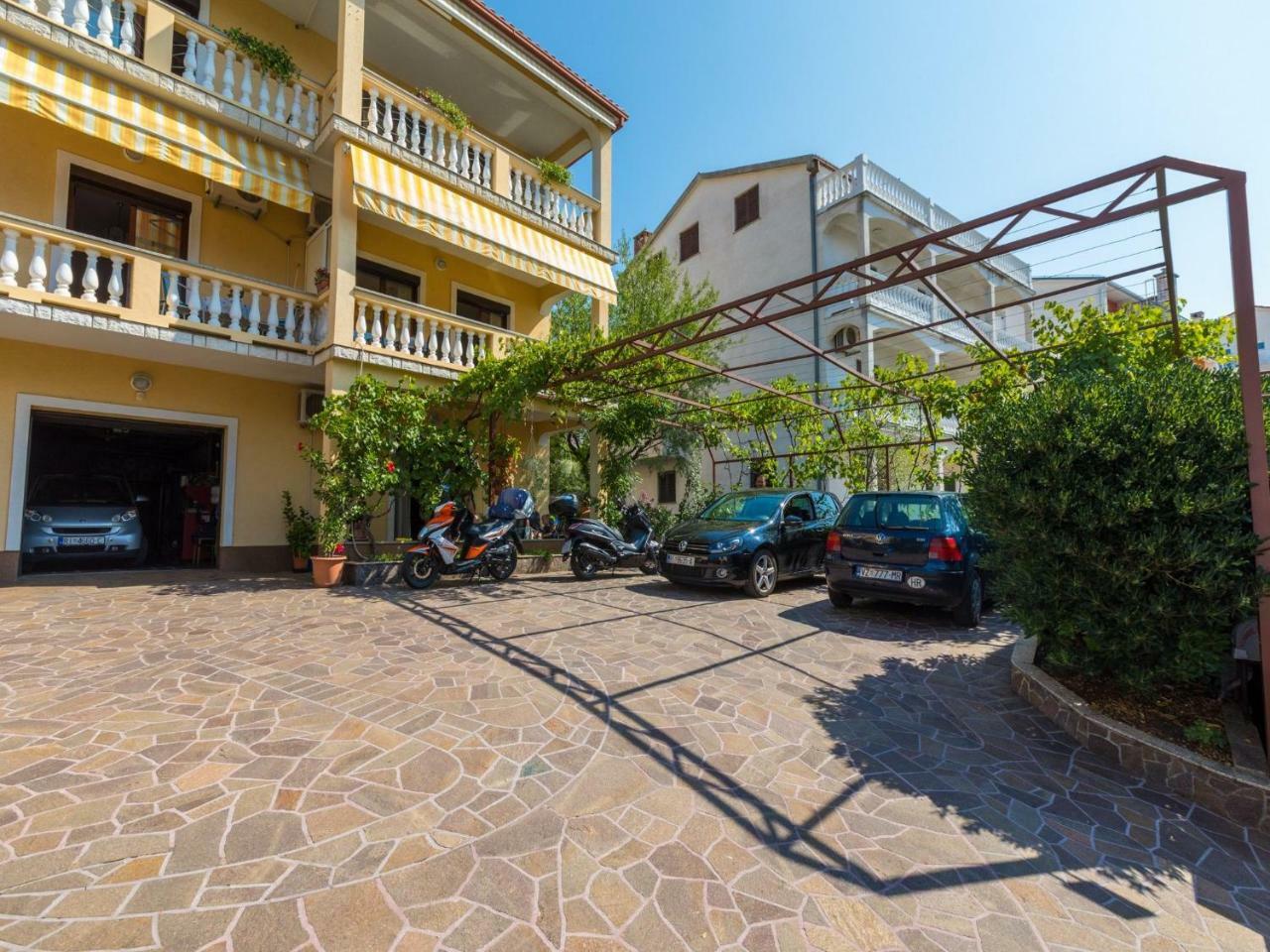 Apartment Nevelina セルツェ エクステリア 写真